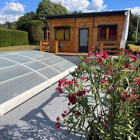 Chalet 2 Personnes Avec Jacuzzi Et Piscine Saisonniere Partagee Corcieux Экстерьер фото