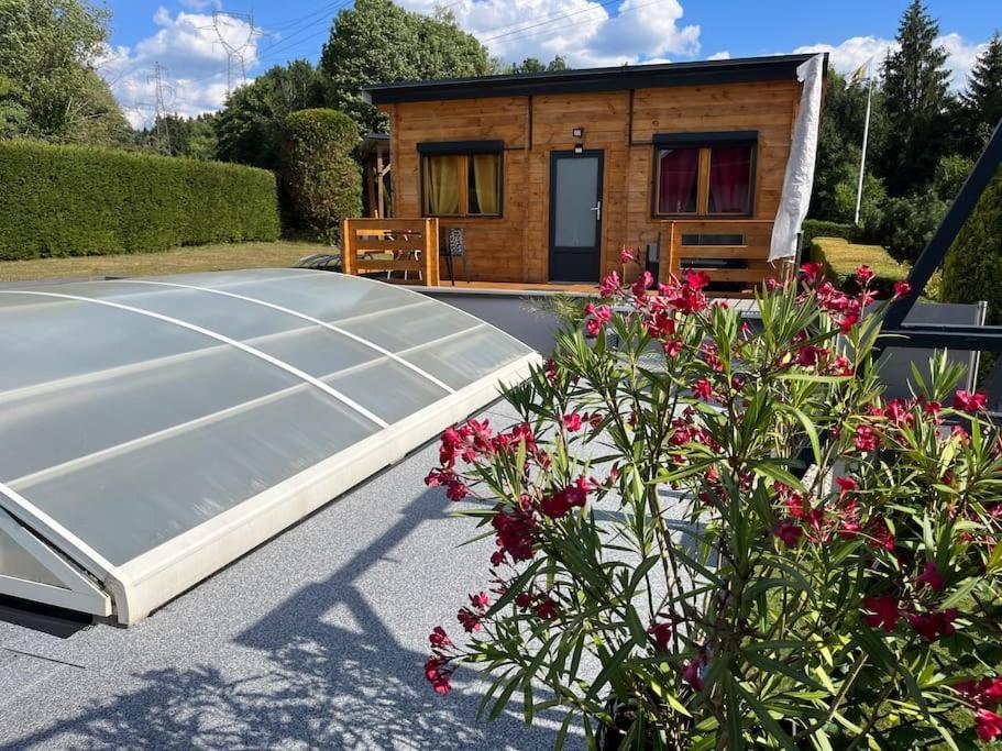 Chalet 2 Personnes Avec Jacuzzi Et Piscine Saisonniere Partagee Corcieux Экстерьер фото